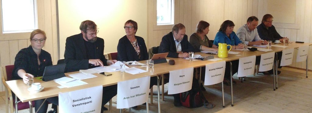 Interesserte politikere i panelet