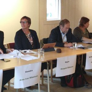 Interesserte politikere i panelet